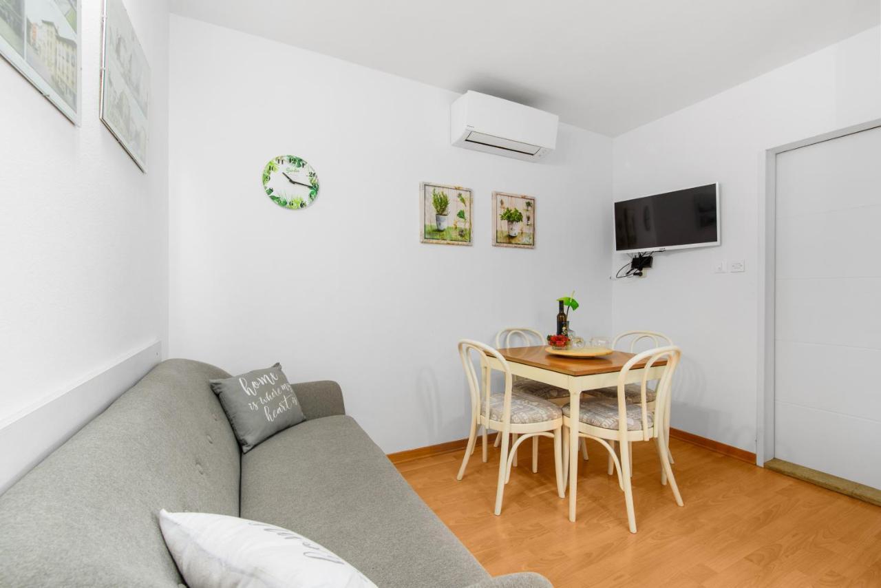 Apartment Felix Porec Exterior photo
